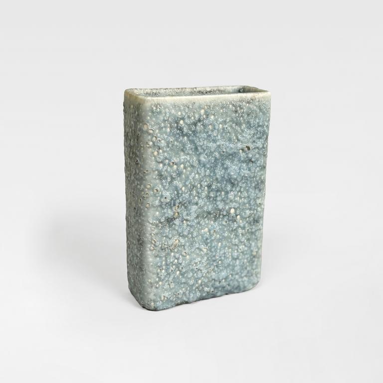 Catalogue raisonné, Pol Chambost, Vase brique(bleu). Modèle 2122 — 1959