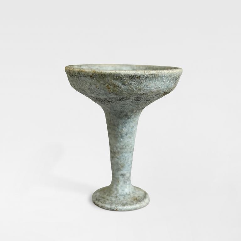 Catalogue raisonné, Pol Chambost, Coupe haute sur pied douche (gris bleu). Modèle 2141 — 1960