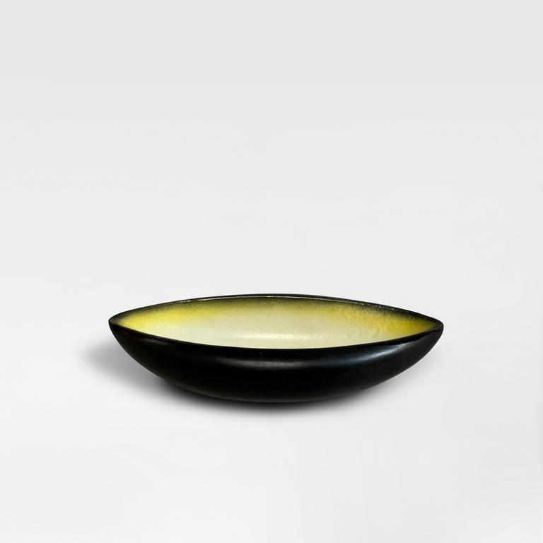 Catalogue raisonné, Pol Chambost, Coupe navette (noir jaune). Modèle 1096 C