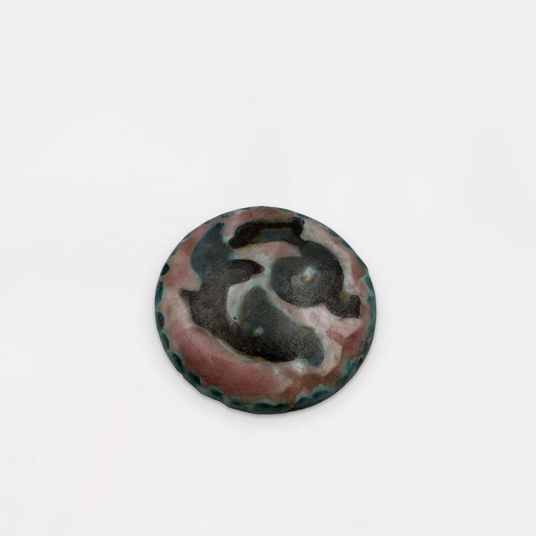 Catalogue raisonné, Jean & Jacqueline Lerat, Motif végétal noir sur fond blanc et rose (pendentif), 1942
