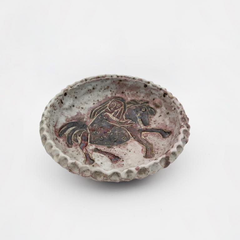 Catalogue raisonné, Jean & Jacqueline Lerat, Cavalière (coupe festonnée), 1947