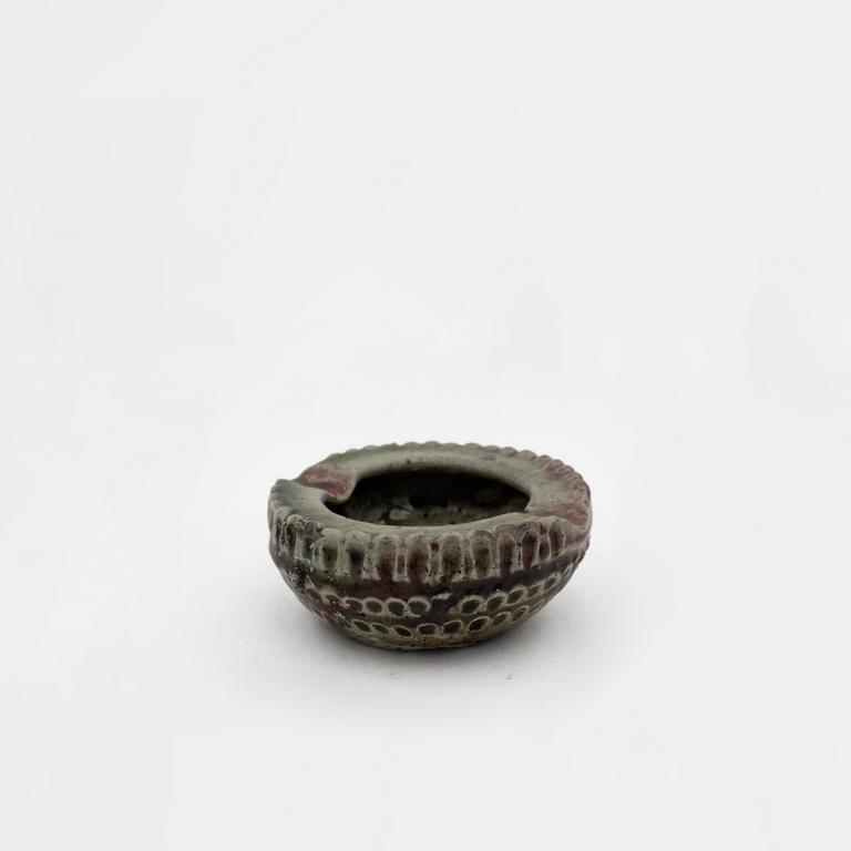 Catalogue raisonné, Jean & Jacqueline Lerat, Cendrier rouge, 1946