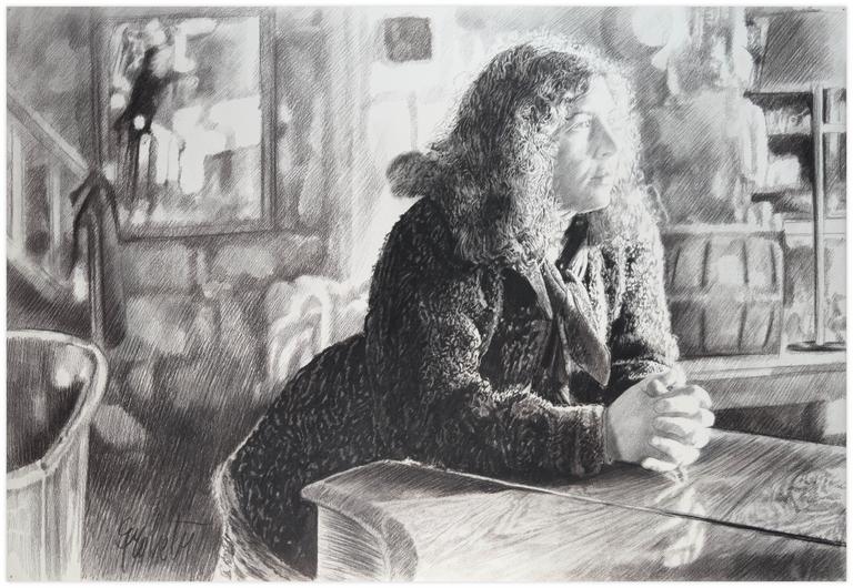 Claude Grobéty, accoudée mains jointes sur le piano - circa 1982