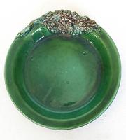 Assiette creuse céramique émaillée vert foncé, feuille D=19 cm 