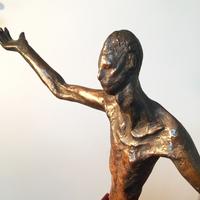 L'homme nu, bronze (2) vue partielle, collection privée