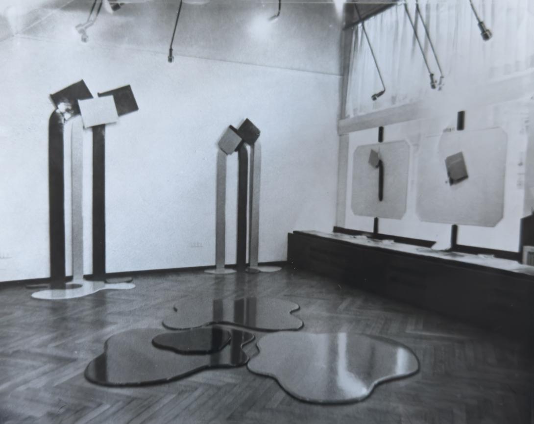 Exposition Giili, galleria Il Punto, 1967, taches au sol