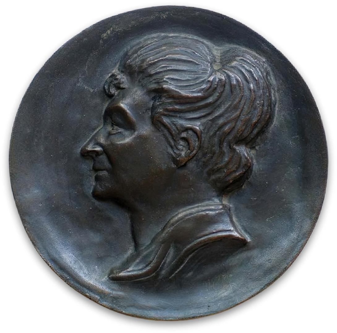 Médaillon en bronze représentant Emily Seiler, mère de l'artiste, diamètre 15 cm environ. Emily Seiler