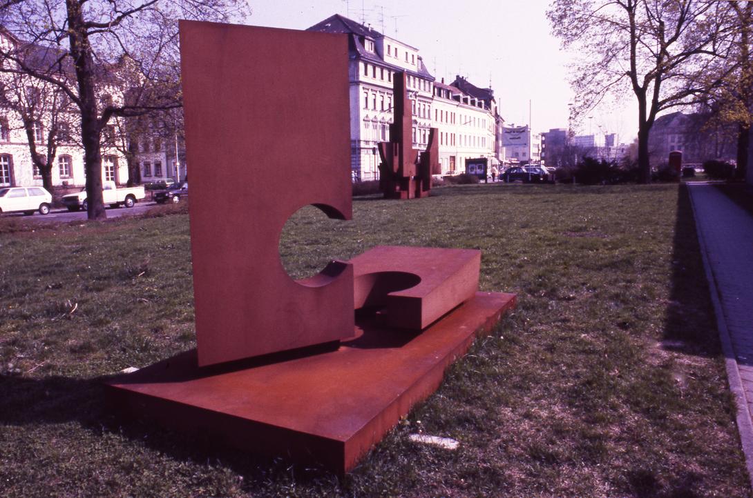 Marino di Teana Retrospective Saarland Museum Exterieur