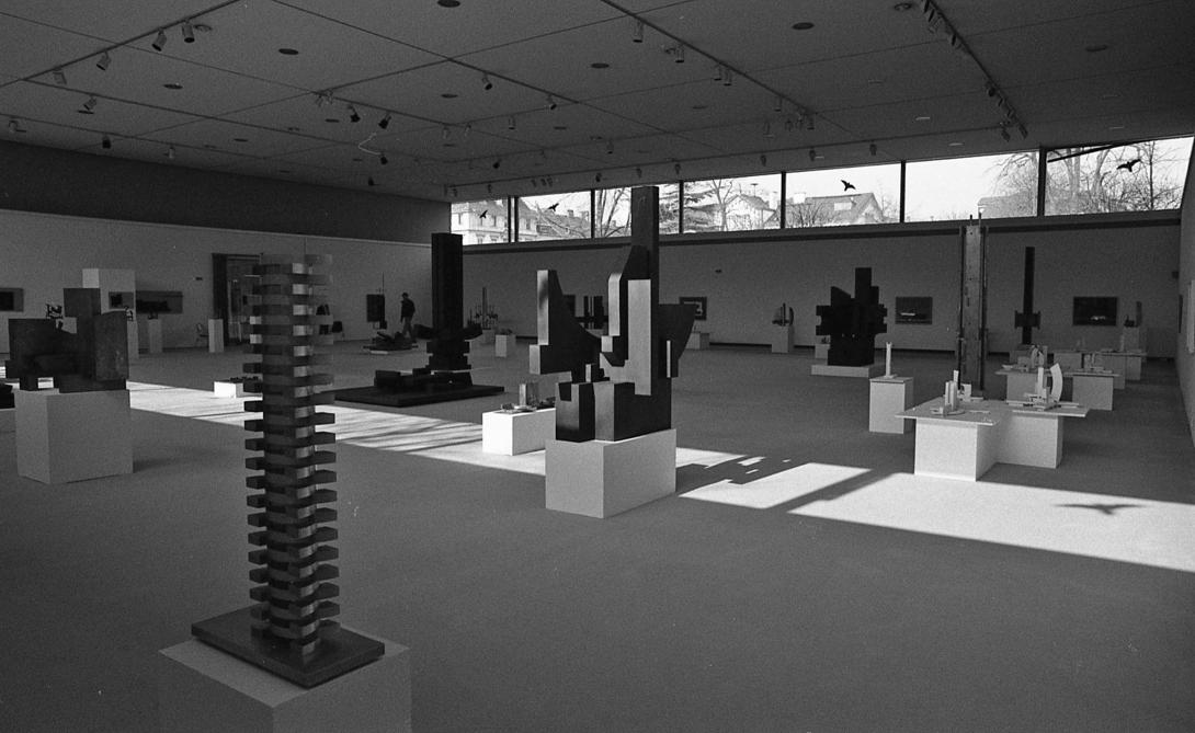 Marino di Teana Retrospective Saarland Museum Vue générale