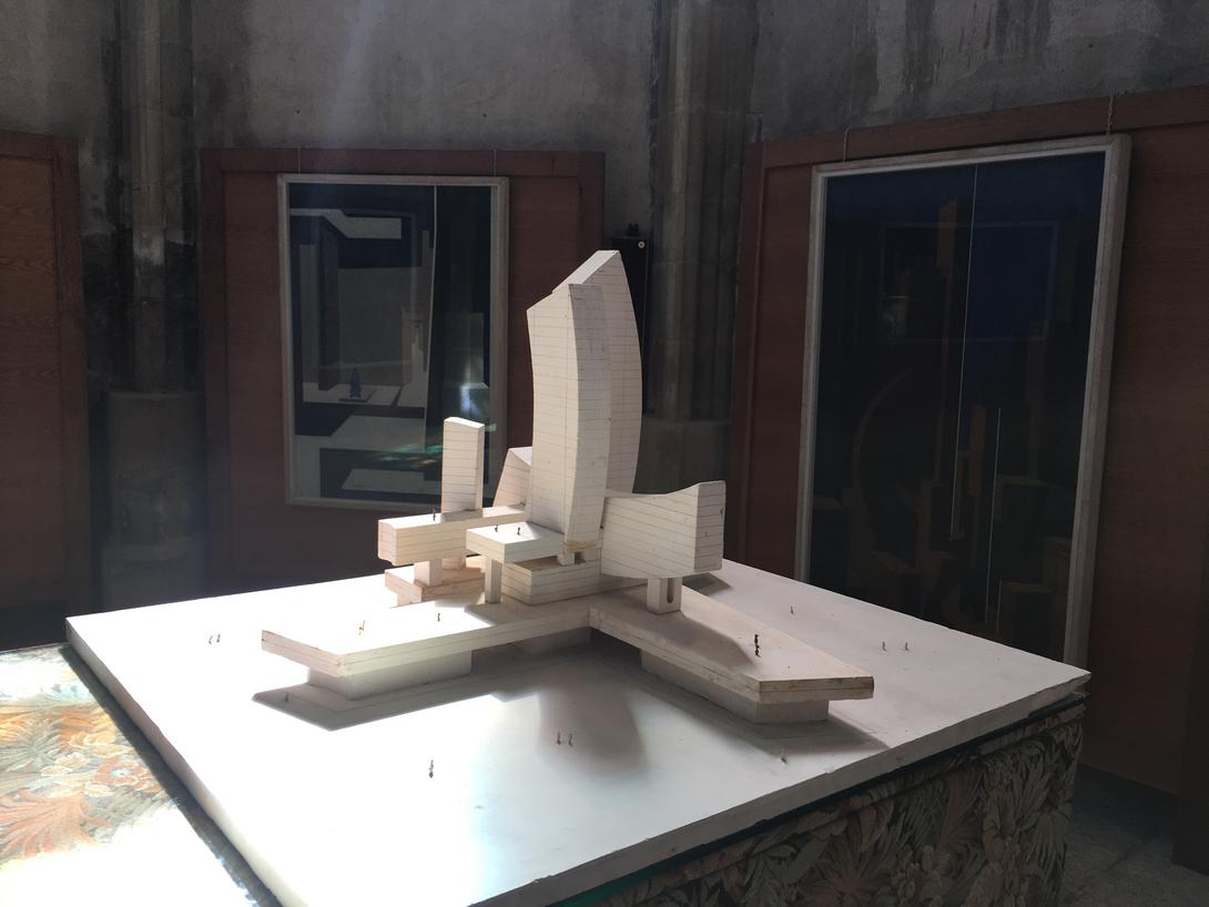 Maquette architecturale université dans la chapelle