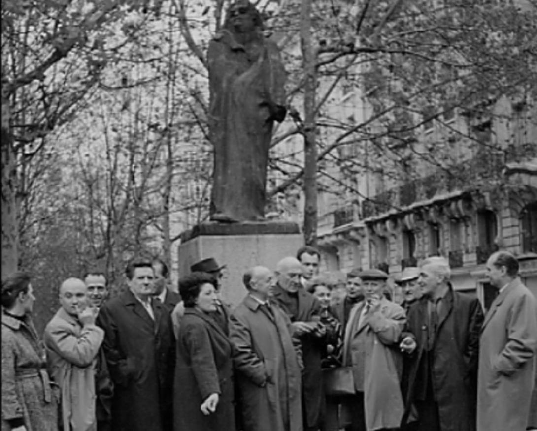 De gauche à droite : Colette Maiffret, Charles Auffret, René Aberlenc, Jean Carton, René Babin, Juliette Carle, Paul Cornet, Raymond Corbin, Jean Ozouf, Gudmar Olovson, Françoise Salmon, Louis Derbré, Marcel Damboise, Léon Indenbaum, Léopold Kretz, Raymond Martin. 